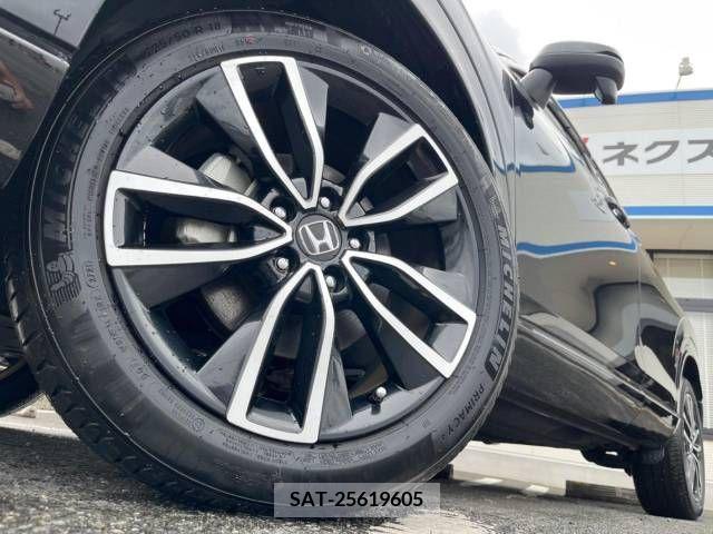 Honda VEZEL 2022-01 332398-14