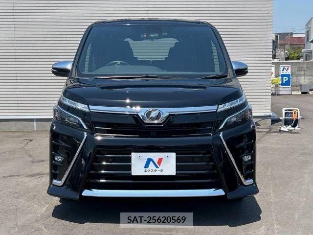 Toyota VOXY 2019-04 331723-15