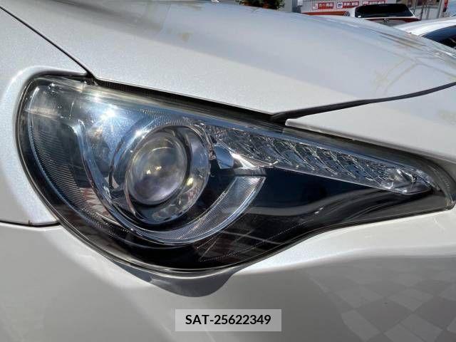 Toyota 86 2013-04 321159-12