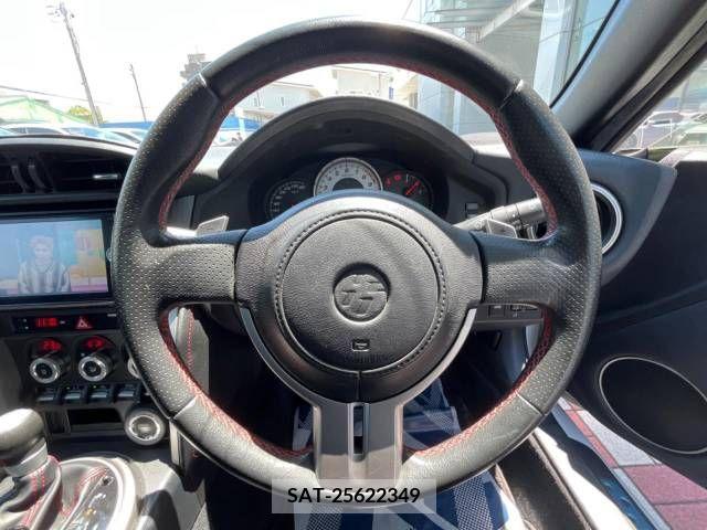 Toyota 86 2013-04 321159-8