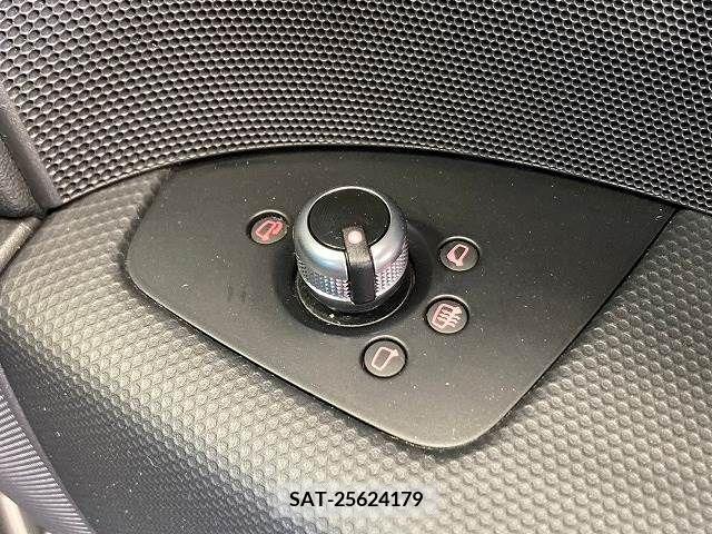 Audi TT 2013-06 262280-10