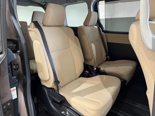Toyota NOAH HYBRID 2014-03 12801-20