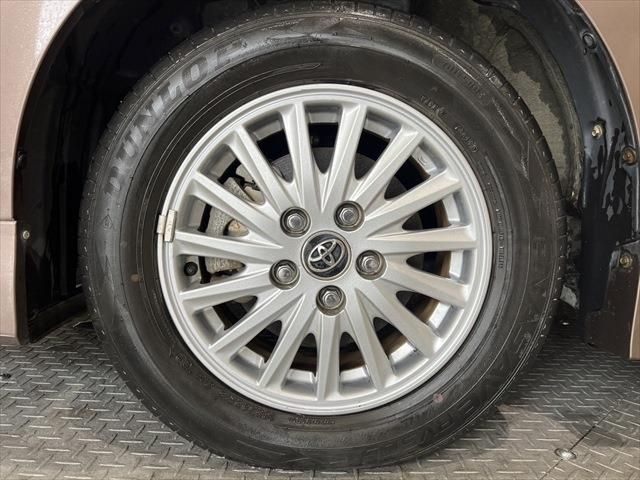 Toyota NOAH HYBRID 2014-03 12801-14