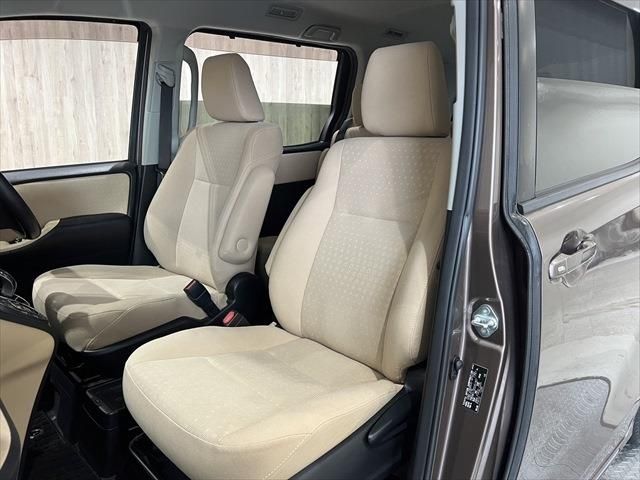 Toyota NOAH HYBRID 2014-03 12801-22