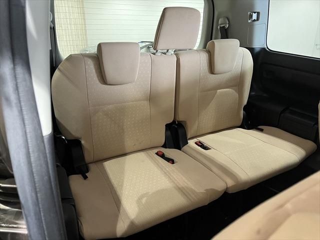 Toyota NOAH HYBRID 2014-03 12801-21