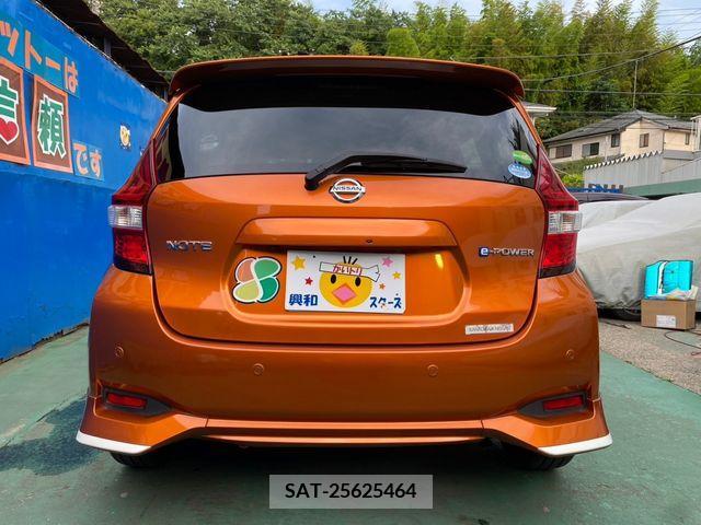 Nissan NOTE 2016-11 328178-4