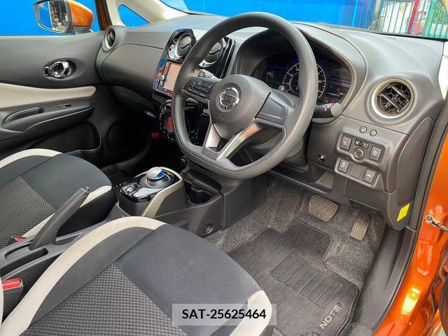 Nissan NOTE 2016-11 328178-6