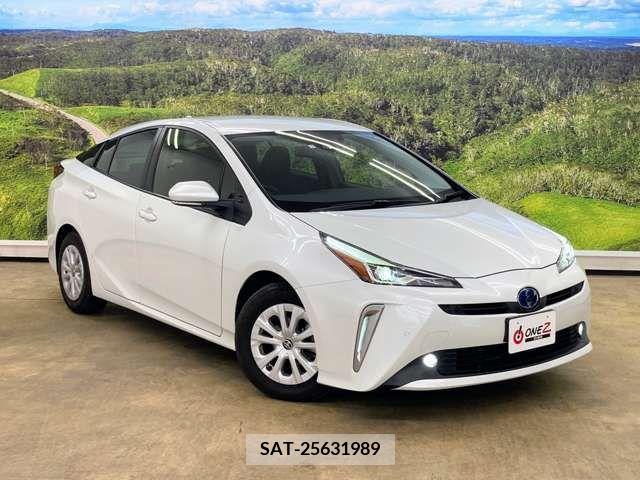 Toyota PRIUS 2021-10 322485-15