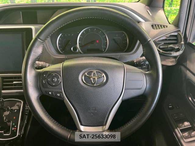 Toyota VOXY 2017-06 233176-10