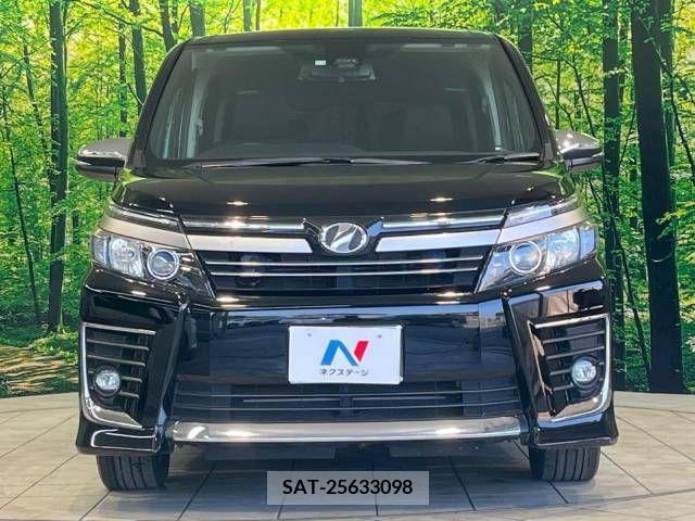 Toyota VOXY 2017-06 233176-13