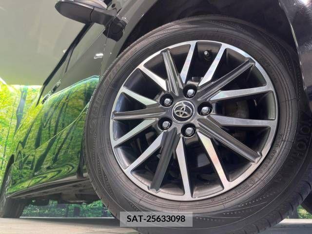 Toyota VOXY 2017-06 233176-12
