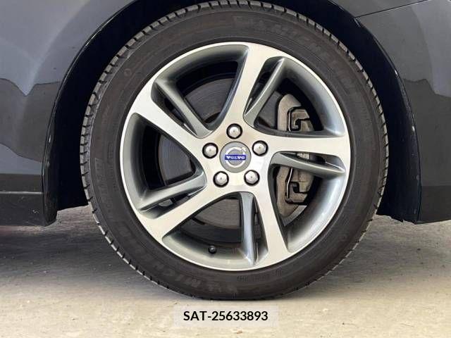 Volvo V40 2016-01 288689-9