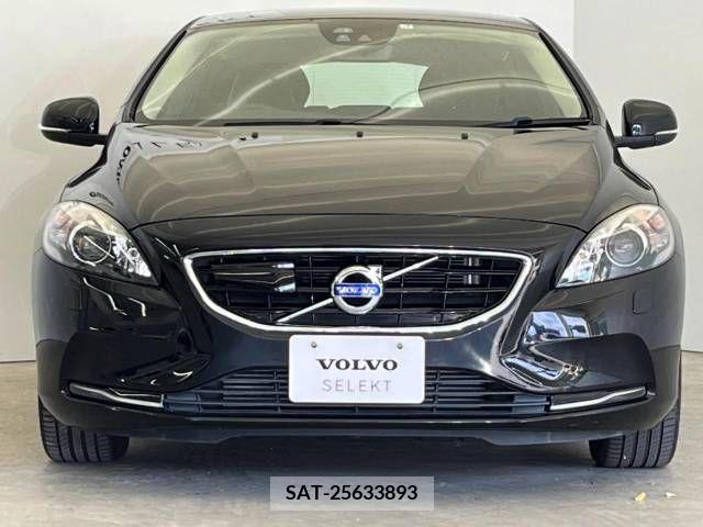 Volvo V40 2016-01 288689-16