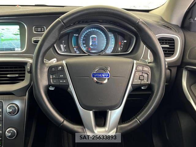 Volvo V40 2016-01 288689-4