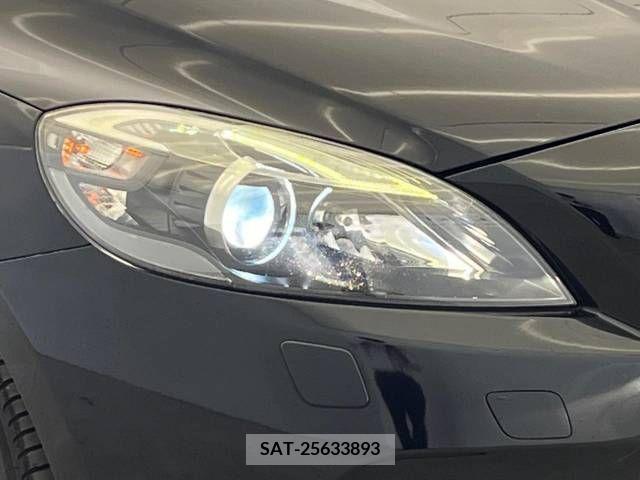 Volvo V40 2016-01 288689-14