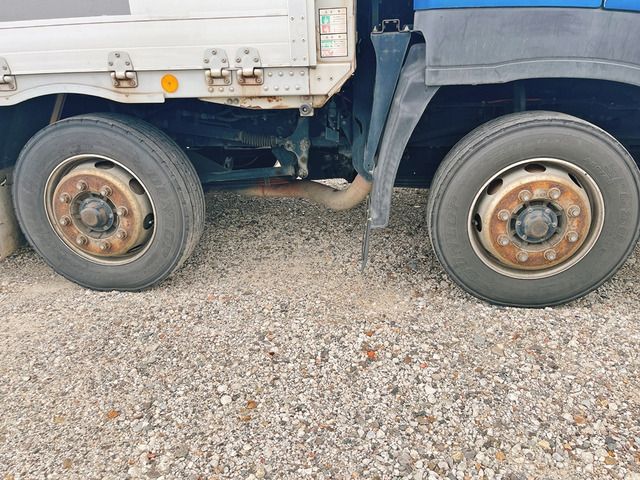 Isuzu GIGA 2013-11 8726-12