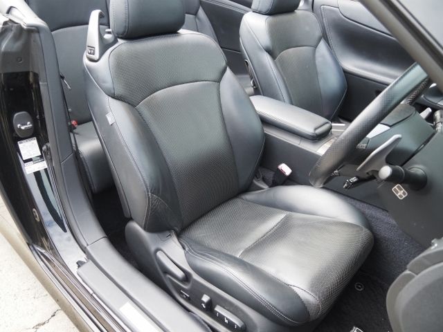 Lexus IS 2013-09 21265-12