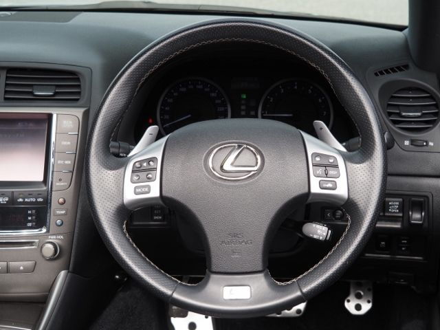 Lexus IS 2013-09 21265-15