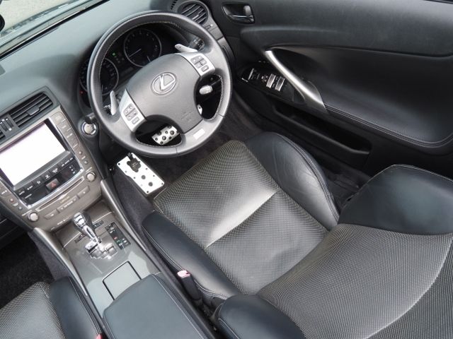 Lexus IS 2013-09 21265-26