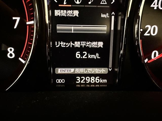 Toyota CROWN SEDAN 2016-05 1036-21