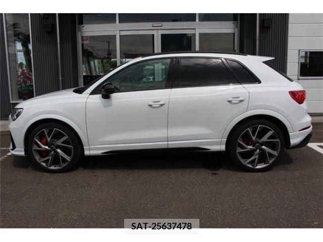 Audi RS Q3 2021-12 347216-23