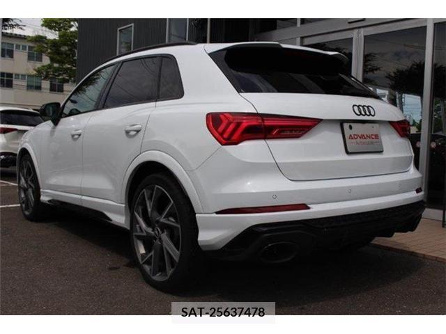 Audi RS Q3 2021-12 347216-24