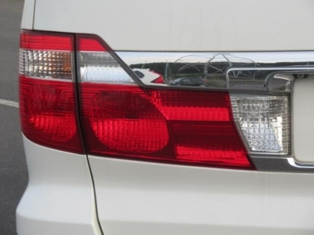 Toyota ALPHARD 2004-02 188745-21
