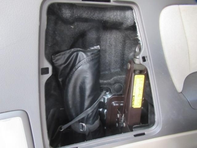 Toyota ALPHARD 2004-02 188745-28