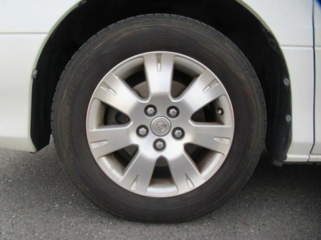 Toyota ALPHARD 2004-02 188745-5