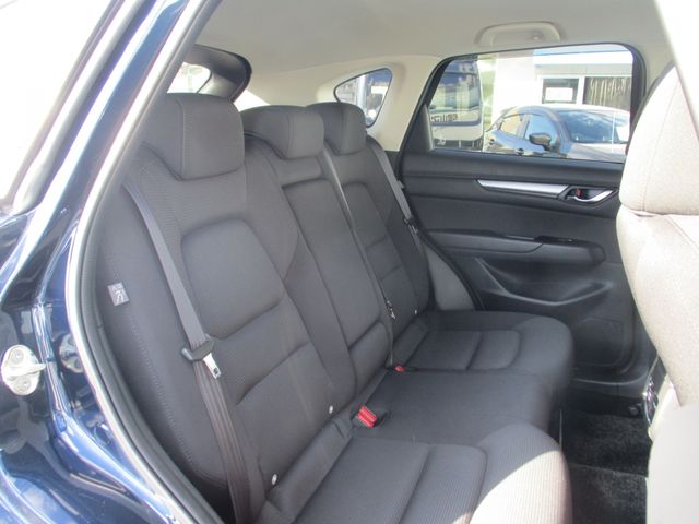 Mazda CX-5 2022-03 16061-11