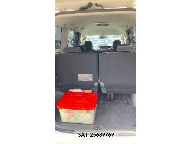 Toyota NOAH 2008-01 392841-12
