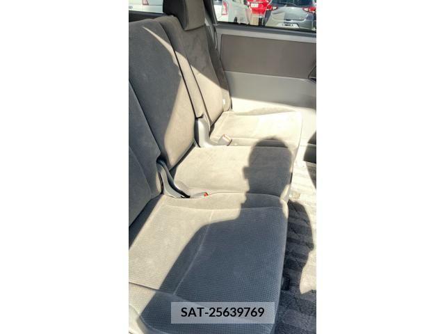 Toyota NOAH 2008-01 392841-7