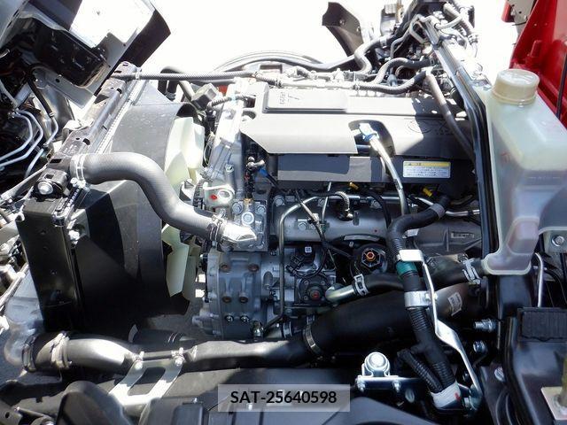 Mitsubishi CANTER 2023-11 242143-13