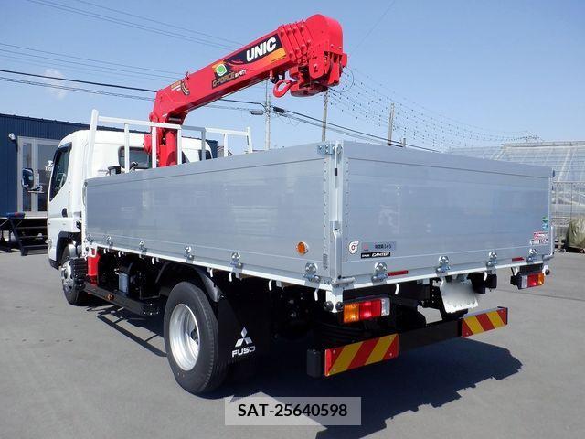 Mitsubishi CANTER 2023-11 242143-4