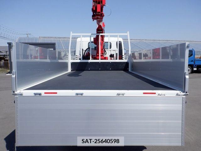 Mitsubishi CANTER 2023-11 242143-5