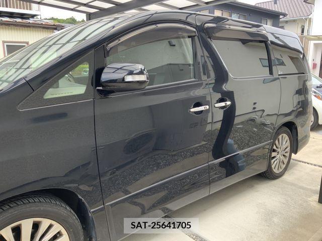 Toyota VELLFIRE 2013-07 288128-7