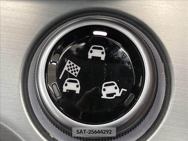Fiat 500X 2015-11 321063-9