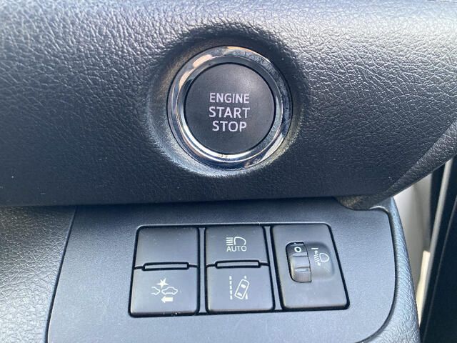 Toyota SIENTA 2017-05 191559-14