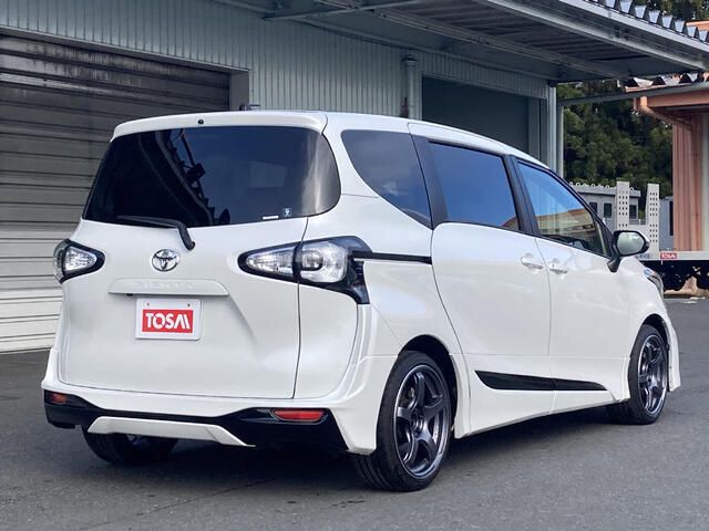 Toyota SIENTA 2017-05 191559-1