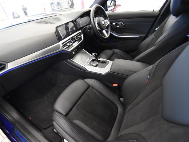 Bmw 3 SERIES 2022-03 5961-16