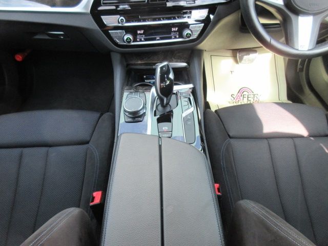 Bmw 5 SERIES 2019-03 9646-24