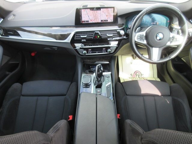 Bmw 5 SERIES 2019-03 9646-1