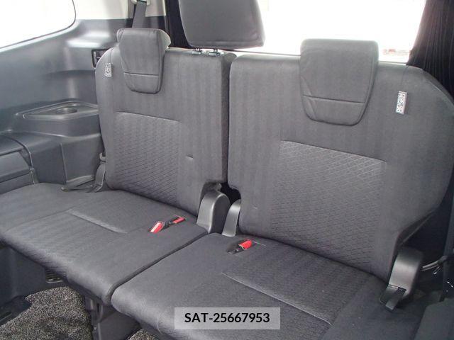 Toyota NOAH 2022-03 313577-9
