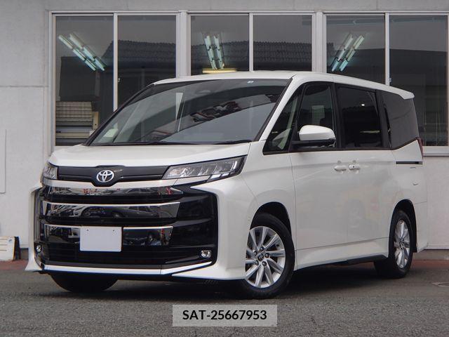 Toyota NOAH 2022-03 313577-0