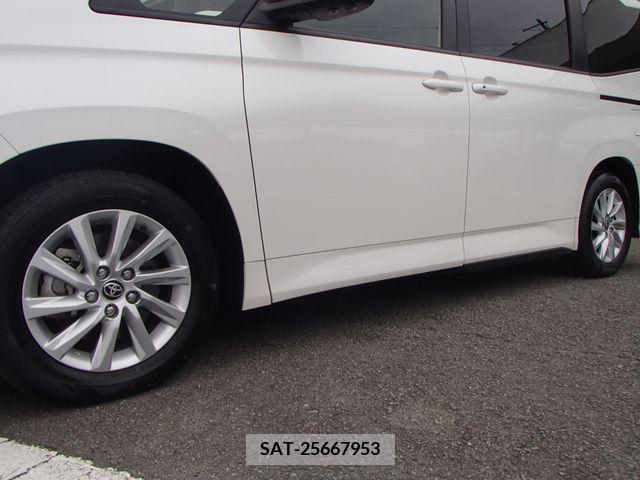 Toyota NOAH 2022-03 313577-6