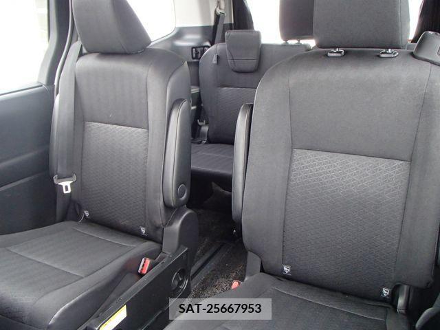 Toyota NOAH 2022-03 313577-8