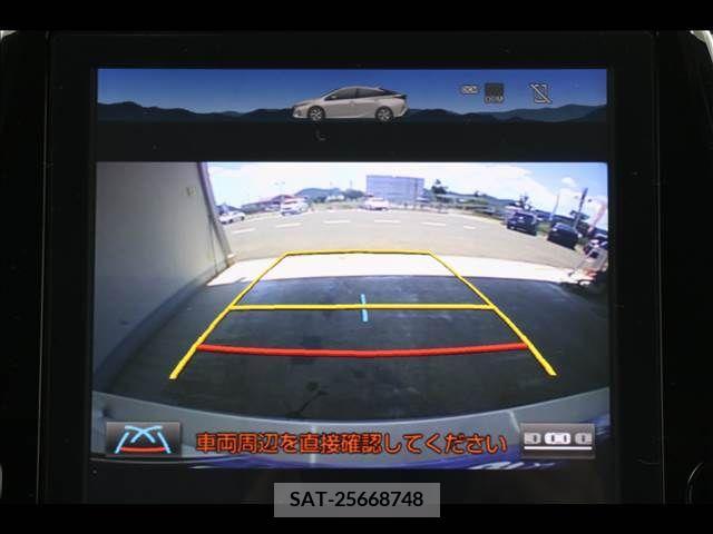 Toyota PRIUS PHV 2017-09 366813-4