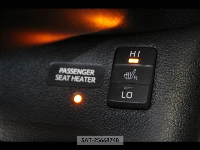 Toyota PRIUS PHV 2017-09 366813-7