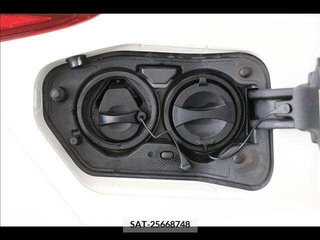 Toyota PRIUS PHV 2017-09 366813-6