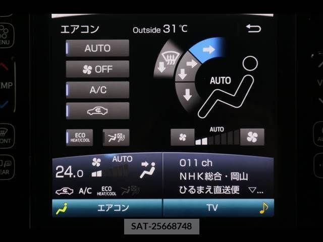 Toyota PRIUS PHV 2017-09 366813-14